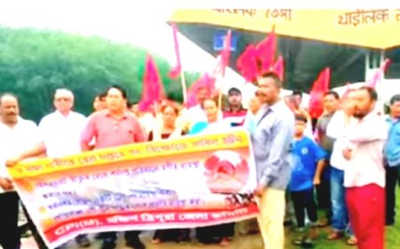 রেল পরিষেবা সম্প্রসারণে দাবিতে সাব্রুমে আন্দোলন মুখী CPI(M)