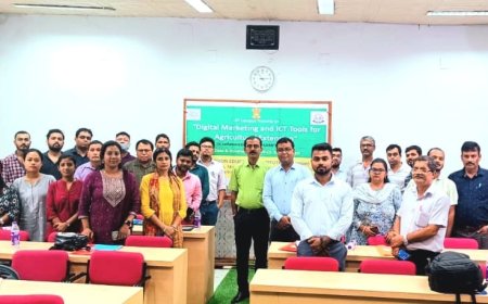 "ডিজিটাল মার্কেটিং এবং আইসিটি টুলস ফর এগ্রিকালচার এক্সটেনশনের"  শীর্ষক চার দিনব্যাপী প্রশিক্ষণ কর্মসূচির সমাপ্তি