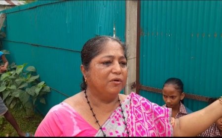 বর্ণ বৈষম্য, শিক্ষিকার অশালীন আচরণ, প্রতিবাদে হরেন্দ্র নগর স্কুলে বিদ্যালয় বিমুখ শিক্ষার্থী, সংগঠিত হয় প্রতিবাদ