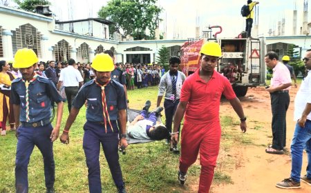 দুর্যোগ মোকাবেলায় নরসিংগড় উচ্চ মাধ্যমিক বিদ্যালয় মহড়া, প্রয়োজন মহড়ায় ঘটে যাওয়া ভুল সংশোধনের