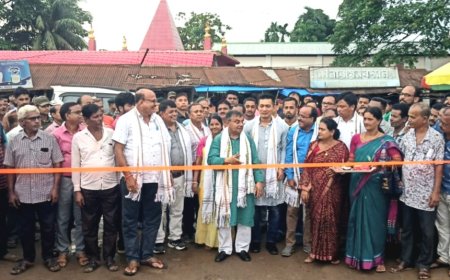 মোহনপুরে একদিনে দুই রাস্তার নির্মাণ কাজের সূচনা করলেন মন্ত্রী