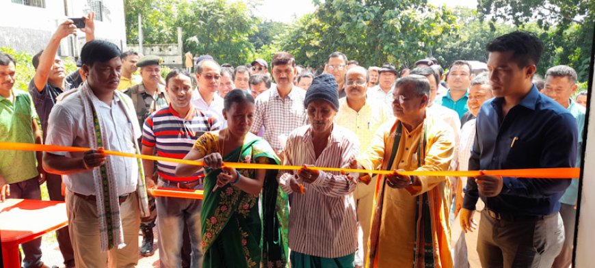 লেফুঙ্গা ব্লক এলাকার নবনির্মিত ৩ টি পাকা ভবন ও ১ টি গুদামের উদ্বোধন