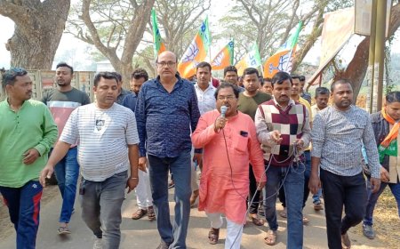 মোহনপুর মহকুমাতে ধর্মঘটের বিপরীত ছবি