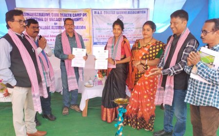 দেবেন্দ্র নগরে MBB কলেজ অ্যালামনি অ্যাসোসিয়েশন ও মহকুমা প্রশাসনের উদ্যোগে প্রশাসনিক শিবির