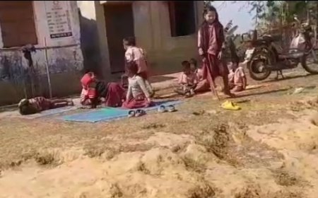 দেশের ভবিষ্যত বিদ্যালয়ে পড়াশোনা করছে  স্পিকার শুনে, প্রশ্নের মুখে ADC-র শিক্ষা ব্যবস্থা?