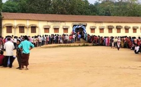 সকাল থেকে পূর্ব আসনে শুরু হয়েছে ভোটগ্রহণ, ভোট দিলেন হেভিওয়েট নেতারা