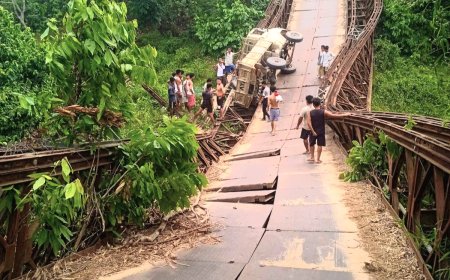লেফুঙ্গা থেকে সর্বজয় পাড়া যাওয়ার পথে ভেঙ্গে পড়লো লোহার সেতু