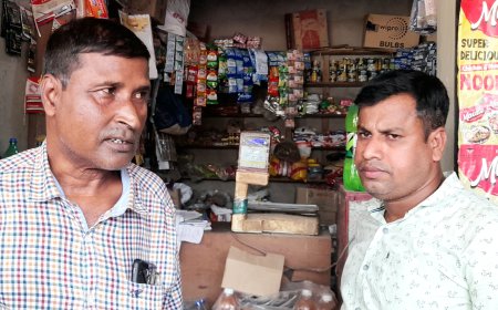 শিক্ষার্থীদের খাবার বাজারে বিক্রি করতে এসে ধরা খেল ২ শিক্ষক