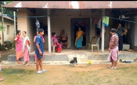 রাতের আঁধারে বাড়ি থেকে চুরি হলো বাইক, পুলিশের ভূমিকায় হতাশ জনতা