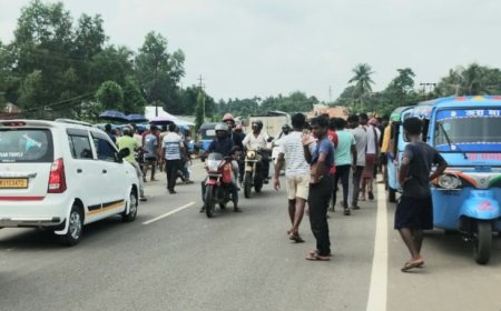 ই অটো চালক ও কমান্ডার চালকদের সংঘর্ষ, প্রতিবাদে পথ অবরোধ