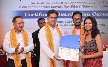 TFTI-র শিক্ষার্থীদের শংসাপত্র প্রদান কর্মসূচিতে উপস্থিত মুখ্যমন্ত্রী