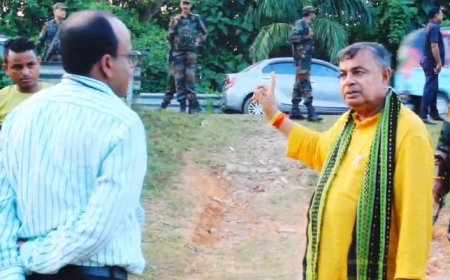 রাস্তার পাশে গাছের নিচে মূর্তি রাখার রীতি বদলানোর আহ্বান রতনের