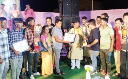 মোহনপুর মহকুমা ভিত্তিক শারদ সম্মান ২০২৪ এর পুরস্কার প্রদান