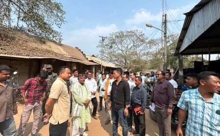 বাজারের নিরবিচ্ছিন্ন বিদ্যুৎ সংযোগ রাখতে বসবে সোলার প্রজেক্ট, জমি পরিদর্শন করলেন মন্ত্রী