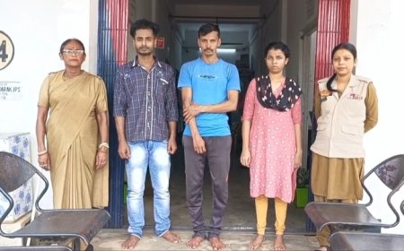আগরতলা রেল স্টেশনে গ্রেফতার অনুপ্রবেশকারী বাংলাদেশী নাগরিক