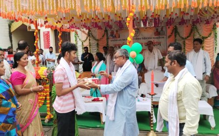 মাধ্যমিক এবং উচ্চমাধ্যমিকে উত্তীর্ণ শিক্ষার্থীদের সংবর্ধনা দিল যুব মোর্চা মোহনপুর মন্ডল