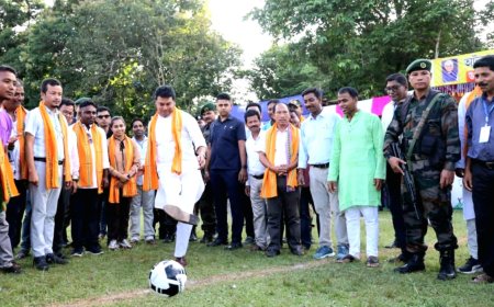 সিমনায় অটল স্মৃতির নকআউট ফুটবল টুর্নামেন্টের নির্ণায়ক ম্যাচে জয়ী মেঘলি বন