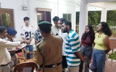 বন্ধু বান্ধবীরা শ্যামলী গেস্ট হাউসে ফুর্তি করতে এসে উদ্ধার যুবকের মৃতদেহ