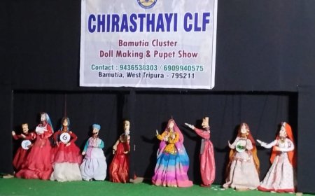 বামুটিয়ায় পূজার অনুষ্ঠান মঞ্চে মহিলাদের পরিচালিত পুতুল নাচ (Puppet Dance) প্রশংসা কুড়ালো দর্শকের