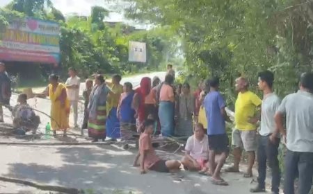 লেম্বু ছড়ায় পথ দুর্ঘটনায় নিহত ১ প্রতিবাদে জাতীয় সড়ক অবরোধ করে গ্রামবাসী