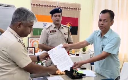 প্রাক্তন জঙ্গি নেতার বাংলাদেশী পরিচয় পত্র নিয়ে সংবাদ করায় পুলিশে নালিশ