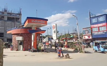 আগরতলায় মোটর স্ট্যান্ডে জেলা শাসকের নির্দেশে বন্ধ হল পেট্রোল পাম্প