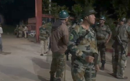 খুমুলুঙে রাজনৈতিক উত্তেজনা নিয়ন্ত্রণে ময়দানে পুলিশ বাহিনী