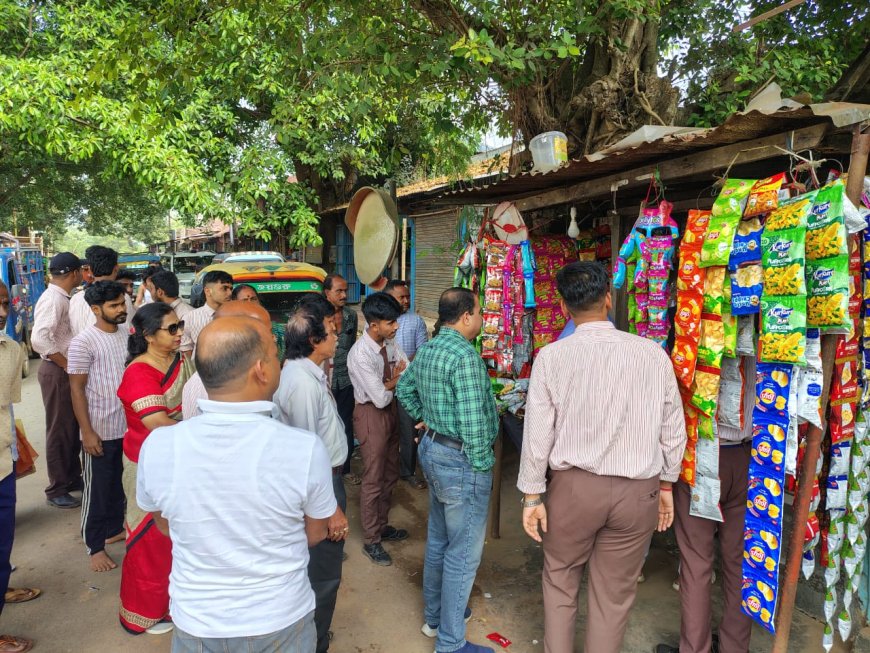 ফটিকছড়ায় তামাক বিরোধী অভিযান চালায় মহকুমা প্রশাসন