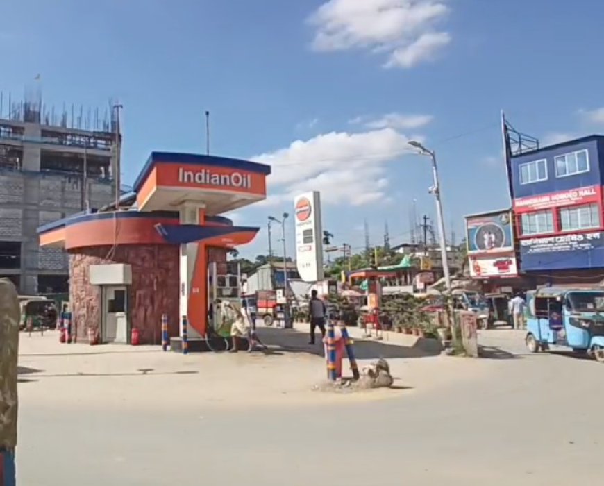 আগরতলায় মোটর স্ট্যান্ডে জেলা শাসকের নির্দেশে বন্ধ হল পেট্রোল পাম্প
