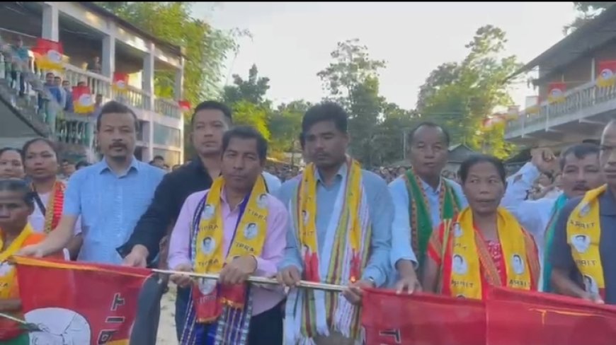 সিমনায় মন্ডল নেতা সমেত ৫৩ জন ভোটার যোগদান করলেন মথায়