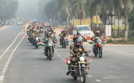 হীরক জয়ন্তী উপলক্ষে সীমান্তরকি বাহিনীর উদ্যোগে বাইক রেলি অনুষ্ঠিত