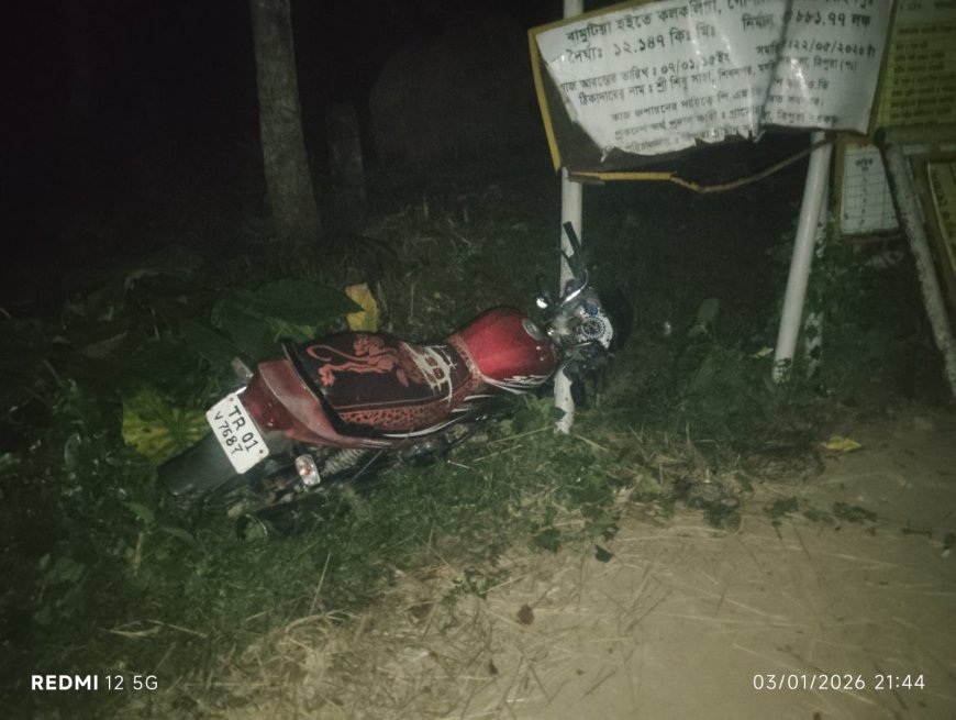 বামুটিয়া রাস্তার পাশ থেকে আহত অবস্থায় ২ ব্যক্তিকে উদ্ধার করে পুলিশ