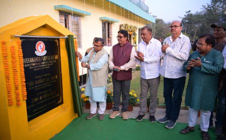 মোহনপুরের স্বামী বিবেকানন্দ পুষ্প উদ্যানের উদ্বোধন করলেন মন্ত্রী রতন লাল নাথ