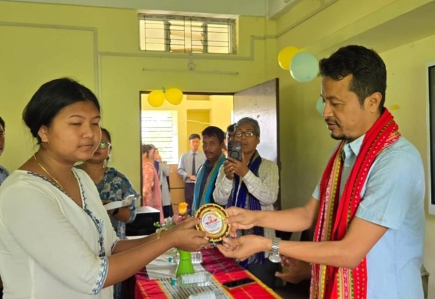 বড় কাঁঠাল ও আখালিয়া ছড়া স্কুলের কৃতি শিক্ষার্থীদের সংবর্ধনা জ্ঞাপন